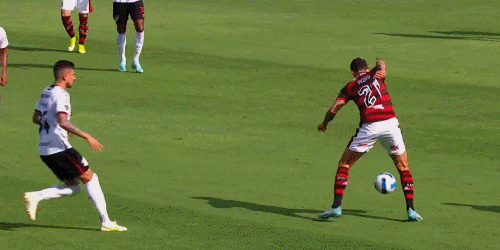  南美解放者杯，弗拉门戈客场连胜晋级