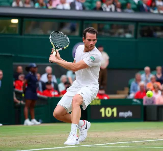  丘里奇发球机器，多哈站轰出24记ACE夺冠