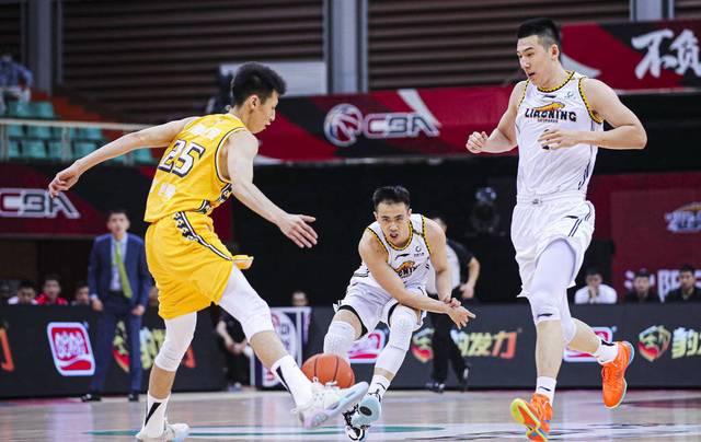  赵继伟末节发威助辽宁逆转浙江广厦